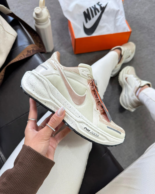 Tênis Feminino Zoom Pegasus 41 Creme