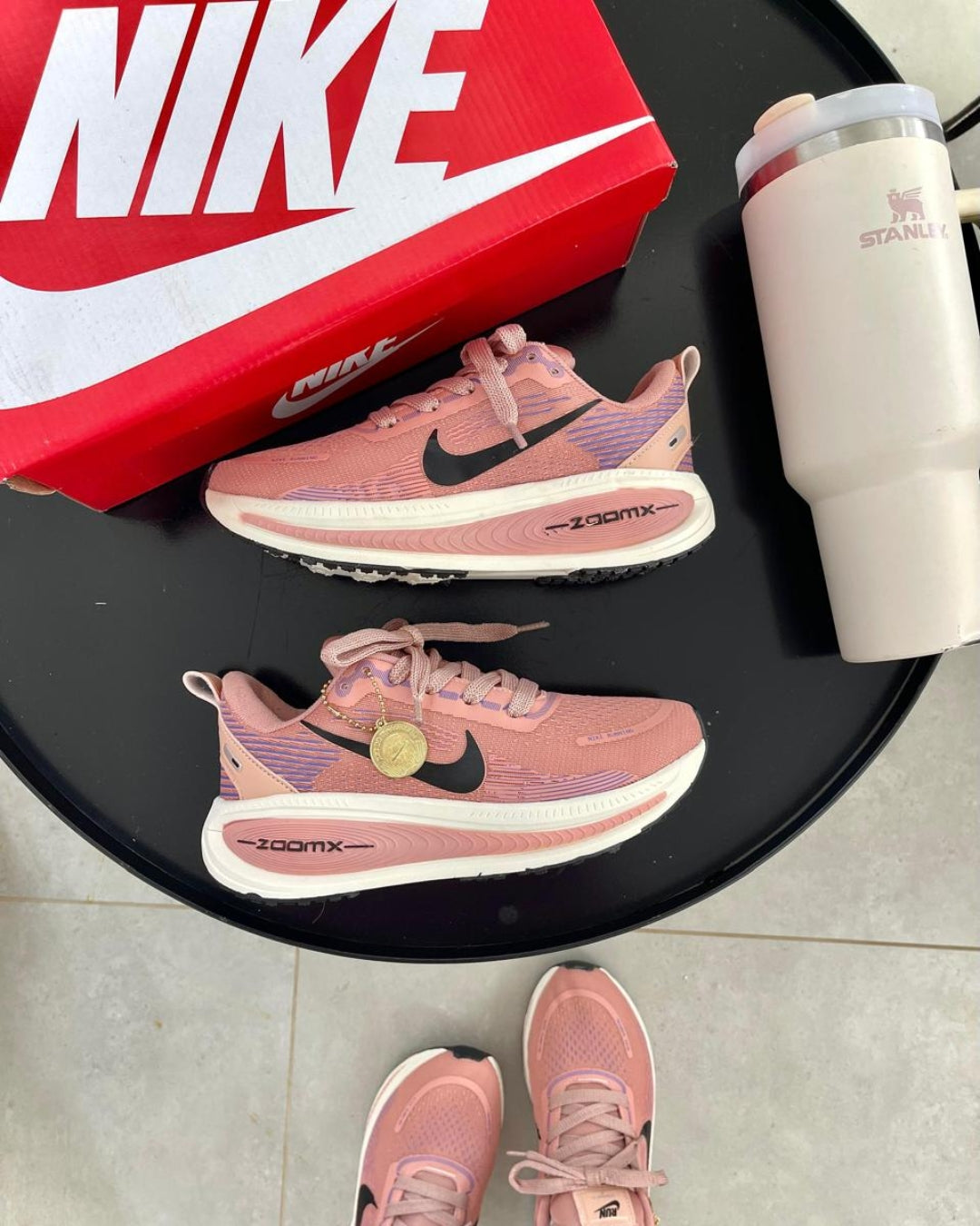 Tênis Esportivo Feminino Zoom X Rosê