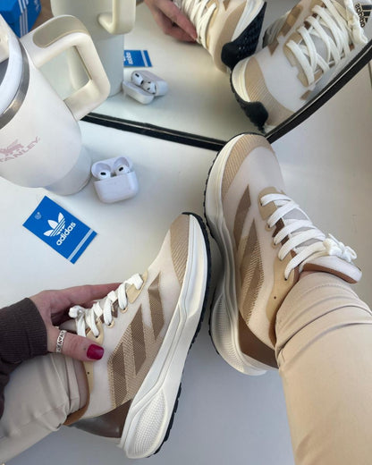 Tênis Feminino Adizero Boston 12 Cacau