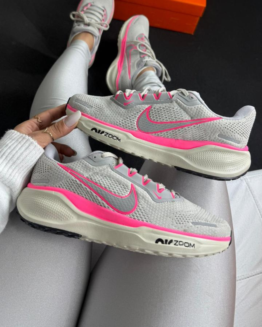 Tênis Esportivo Feminino Air Zoom Pegasus Cinza