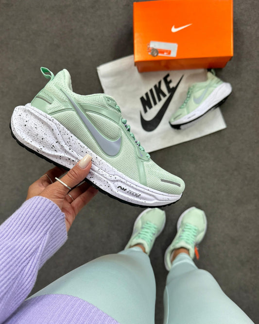 Tênis Esportivo Feminino Air Zoom Pegasus 41 Verde