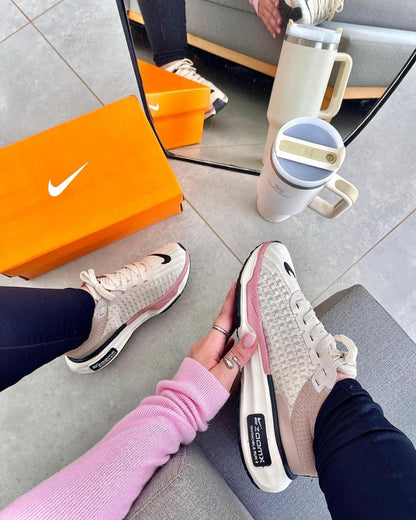 Tênis Feminino Zoom X Invinceble Run 3 Cinza e Rosa