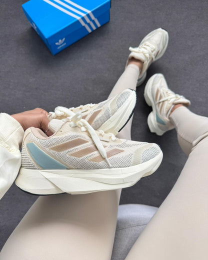 Tênis Esportivo Feminino Duramo Speed Off White
